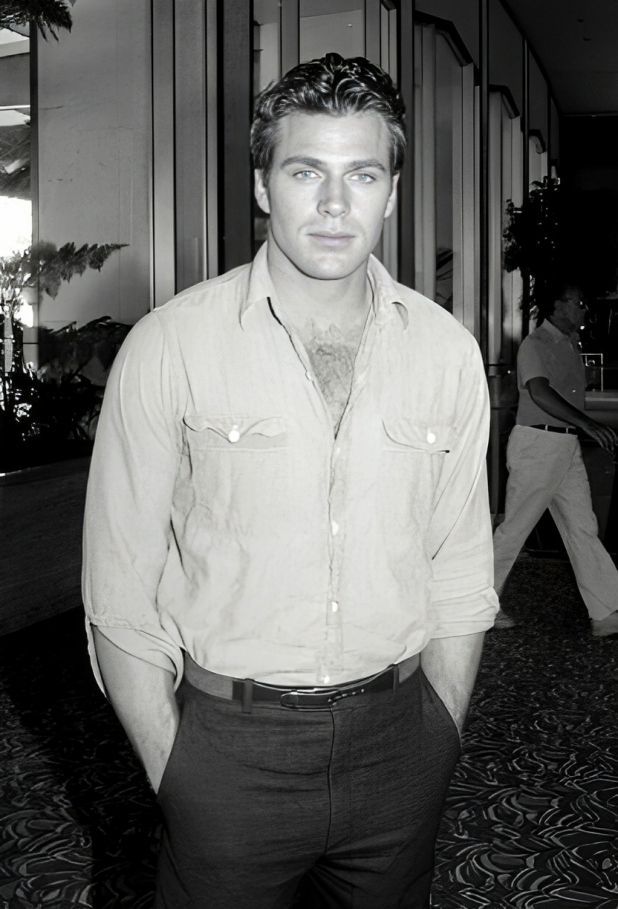 Jon-Erik Hexum Jon-Erik Hexum