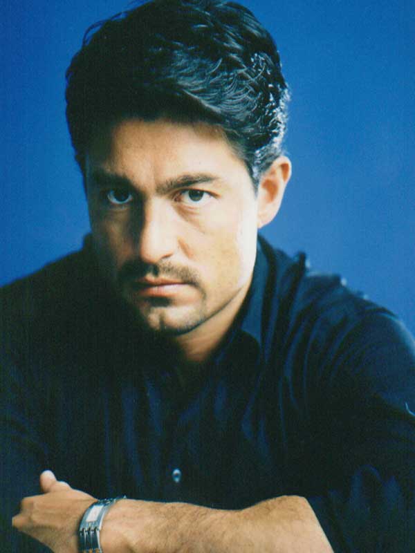 Fernando Colunga