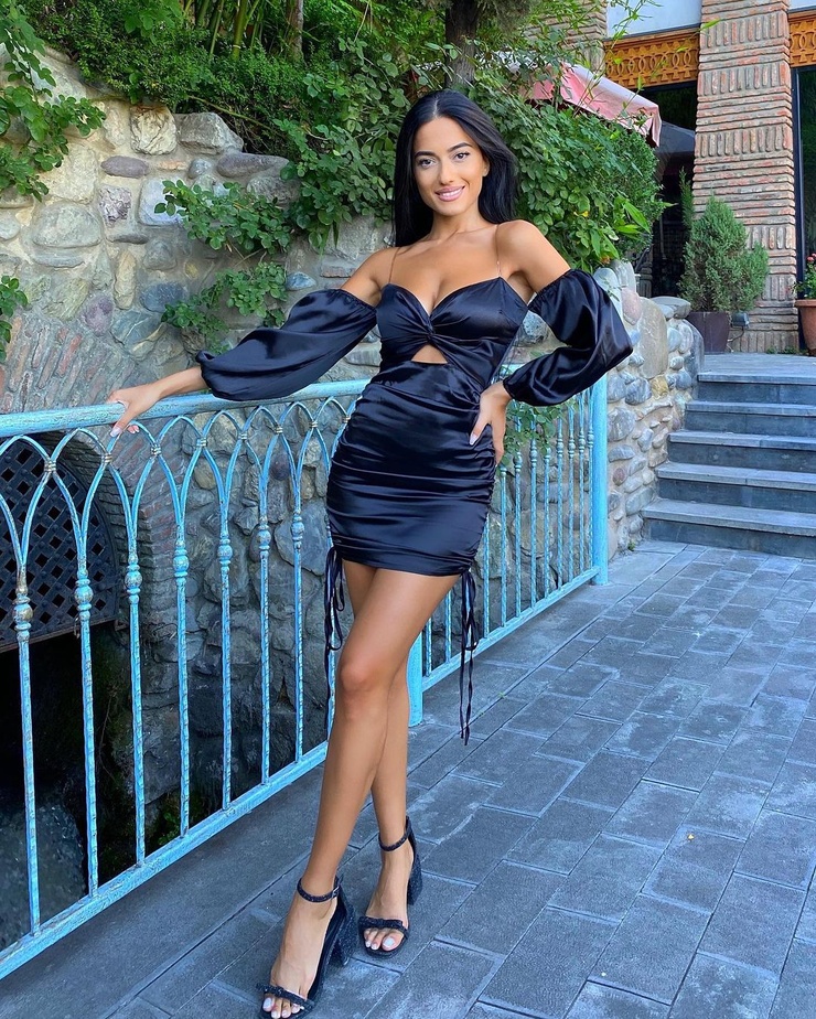 Anano Sakhelashvili