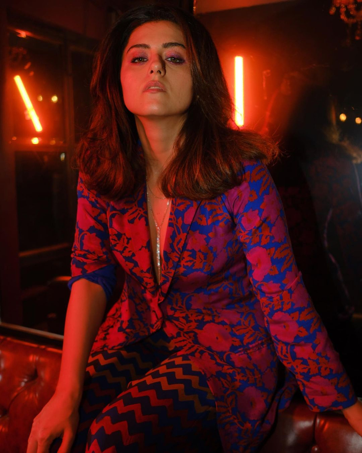 Riddhi Dogra