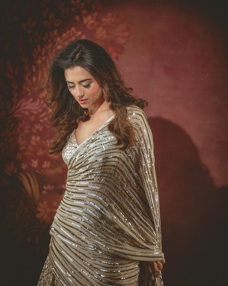 Riddhi Dogra