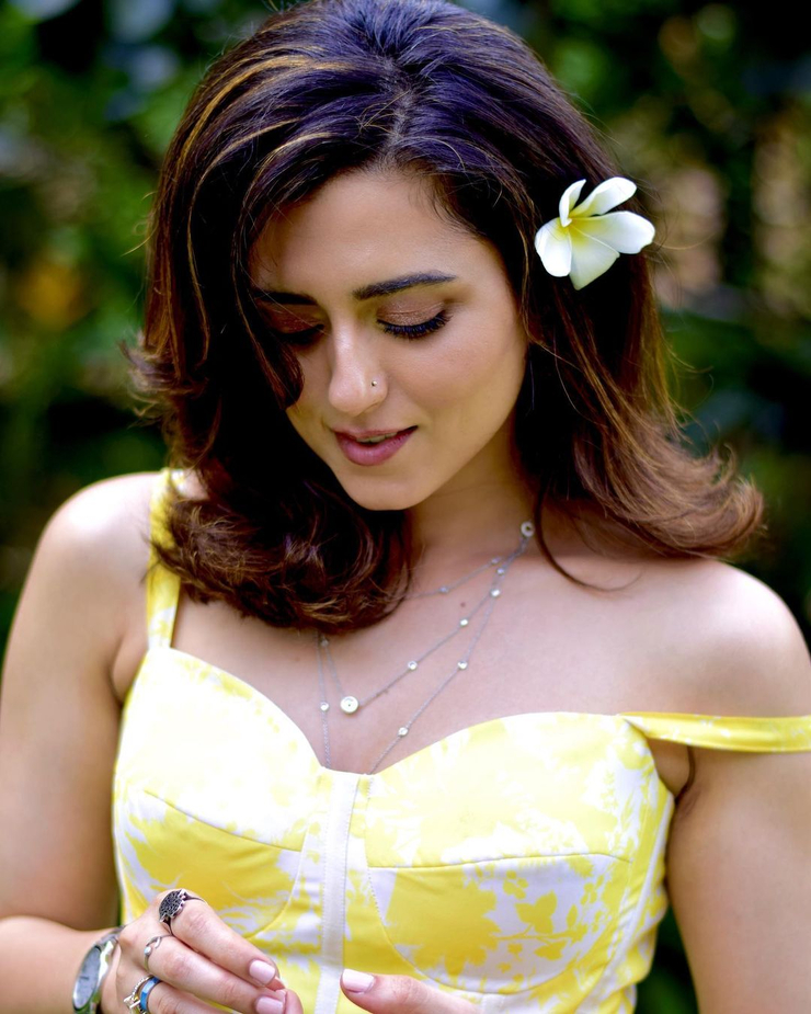 Riddhi Dogra