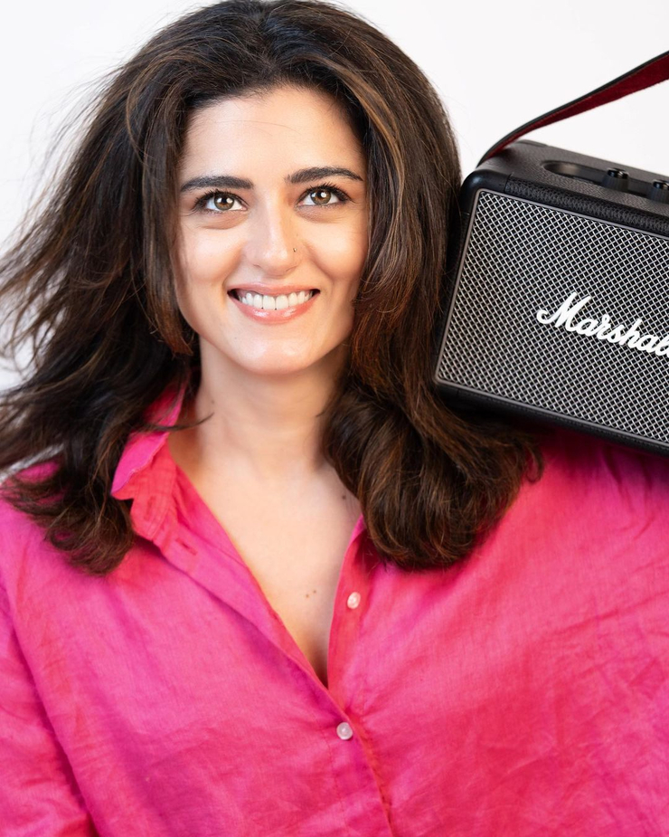 Riddhi Dogra