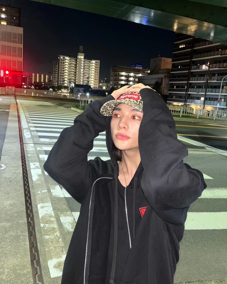 Hyun-Jin Hwang Hyun-Jin Hwang