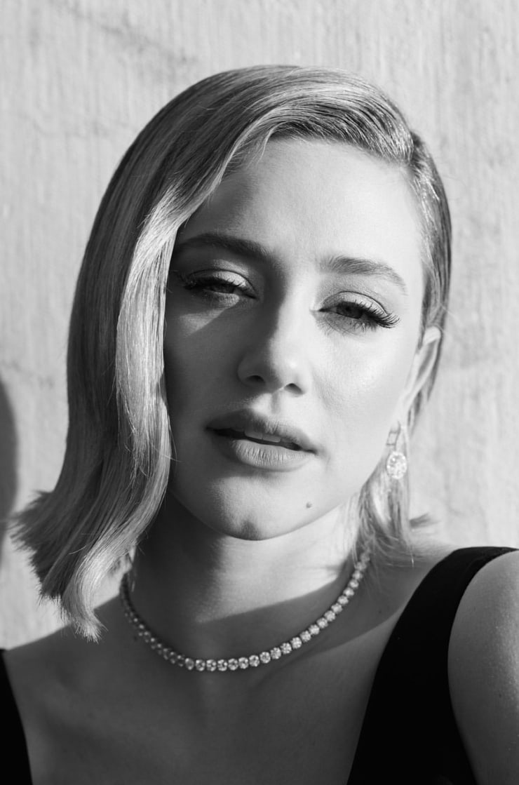 Lili Reinhart