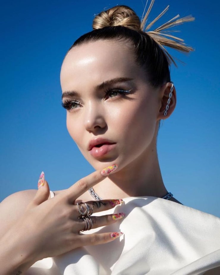 Dove Cameron