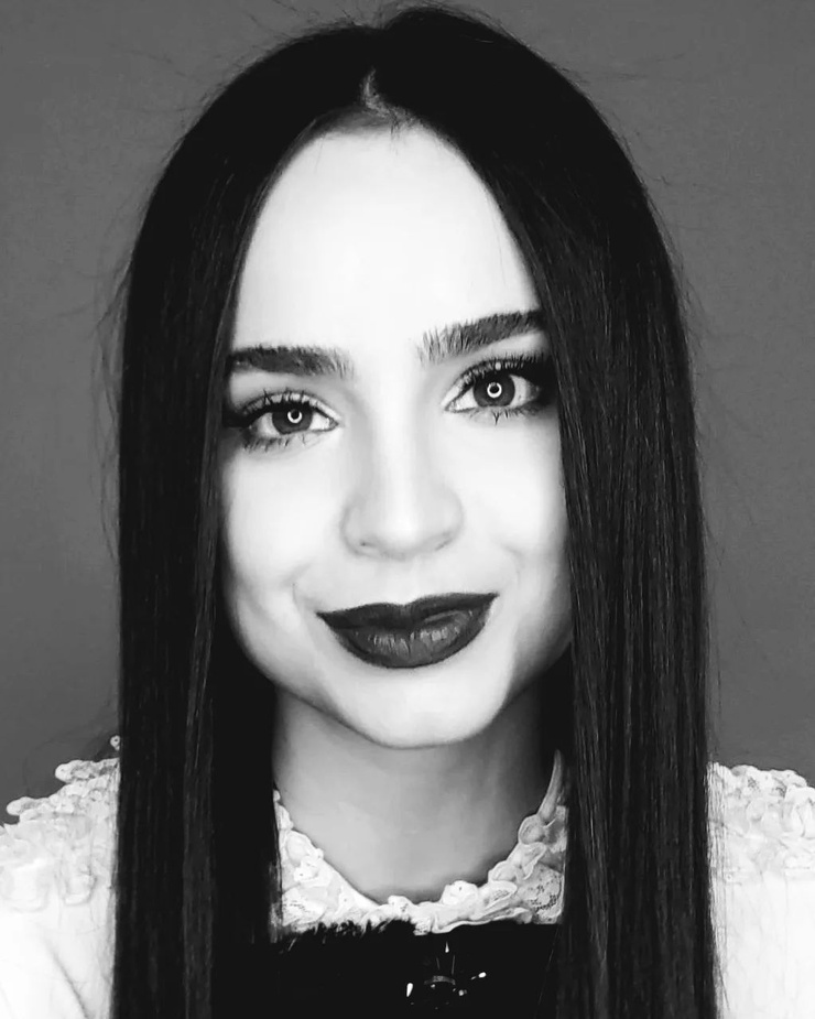 Sofia Carson