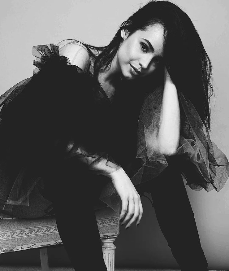Sofia Carson