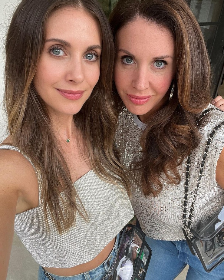 Alison Brie Alison Brie