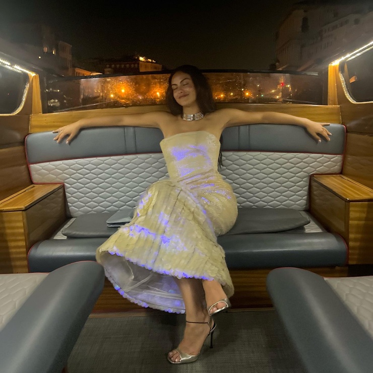 Camila Mendes