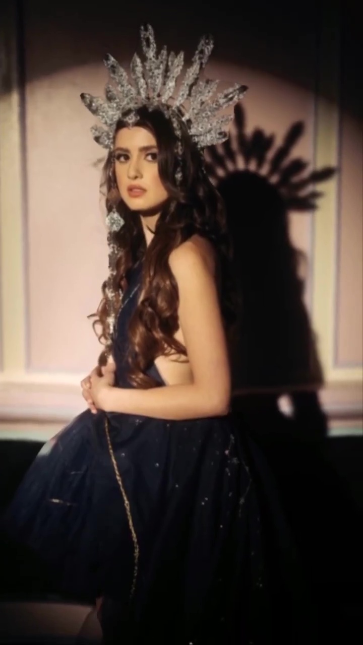 Laura Marano Laura Marano