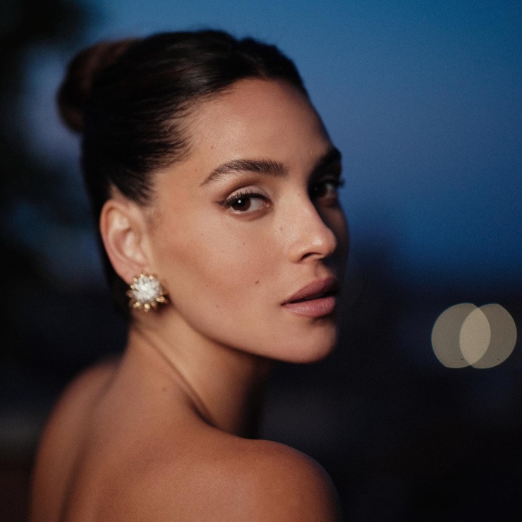 Picture of Adria Arjona