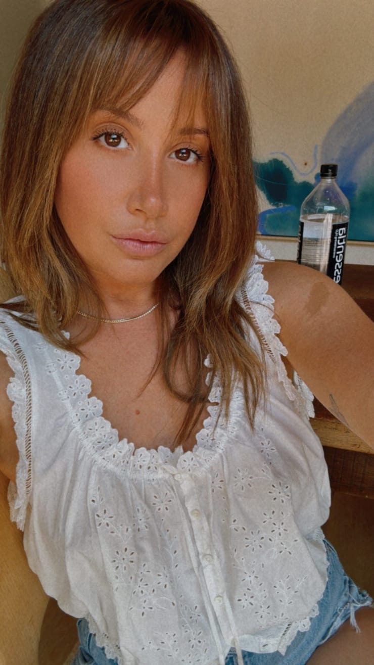 Ashley Tisdale picture