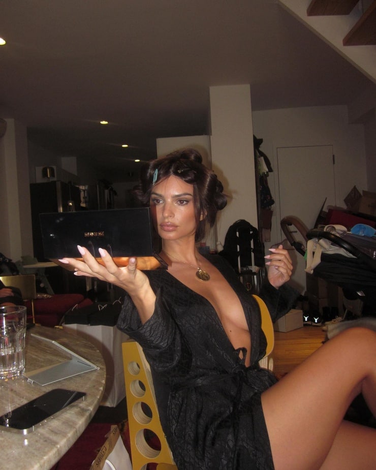Emily Ratajkowski Emily Ratajkowski