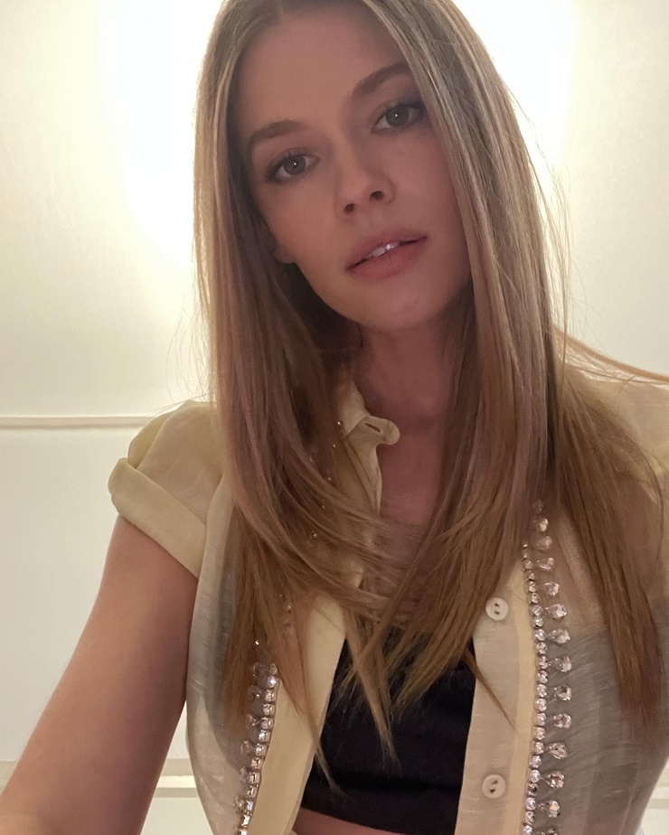 Victoria Lee