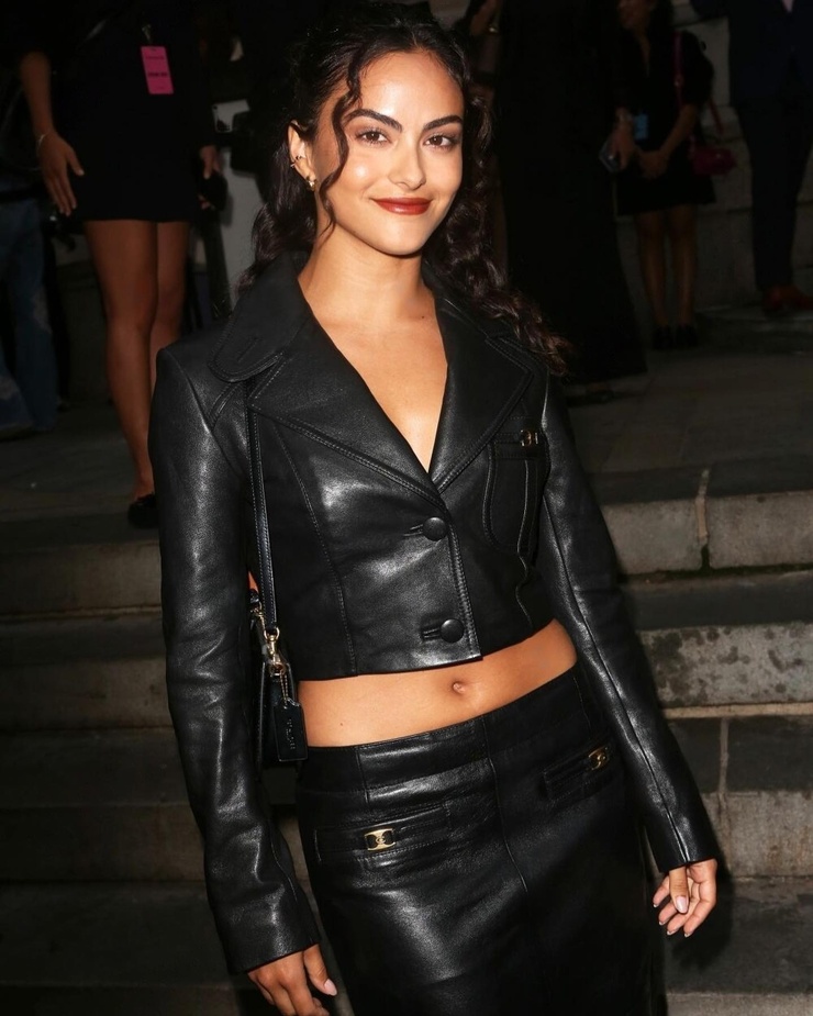 Camila Mendes