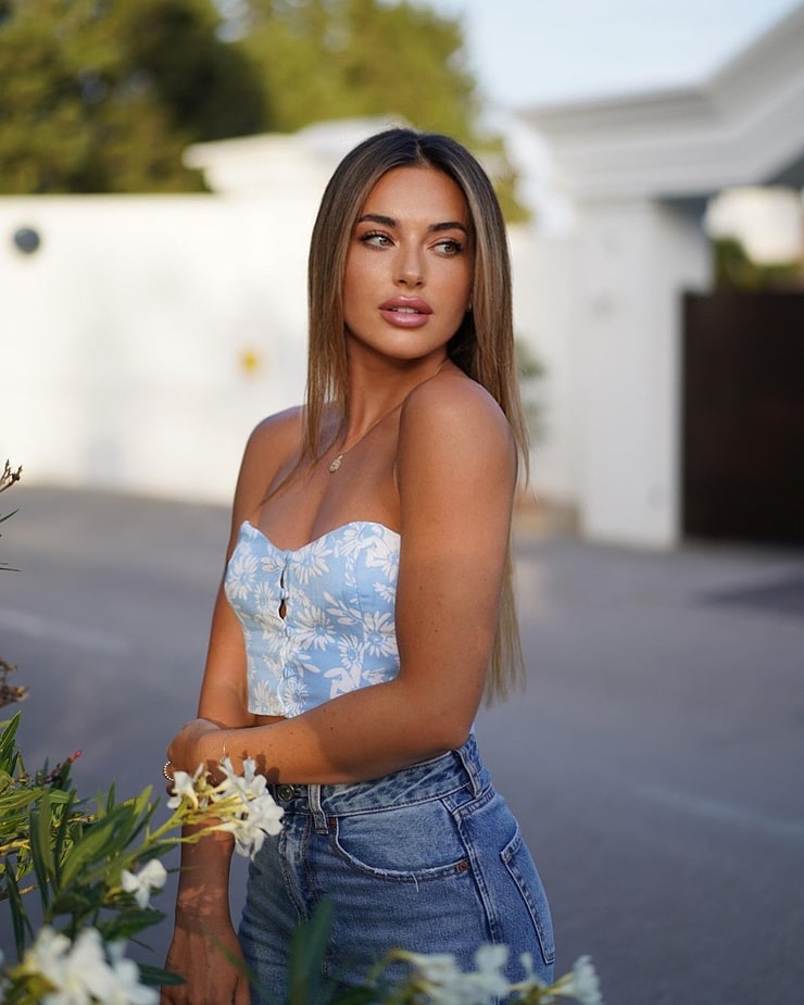 Picture of Izabela Ion