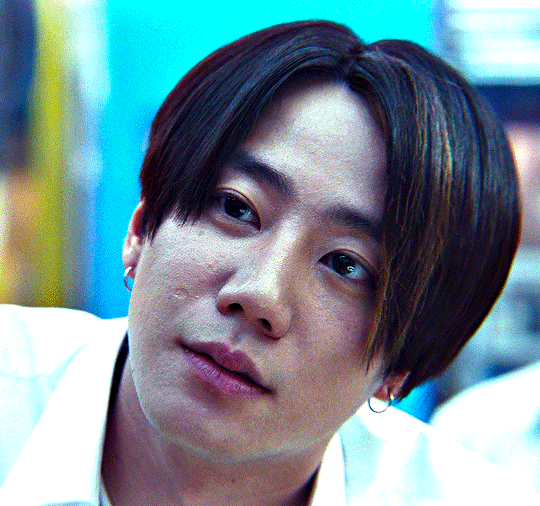 Joon-Young Lee