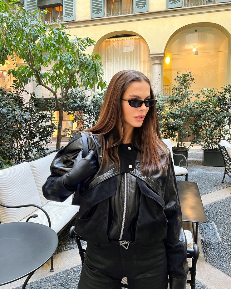 Viki Odintcova Viki Odintcova