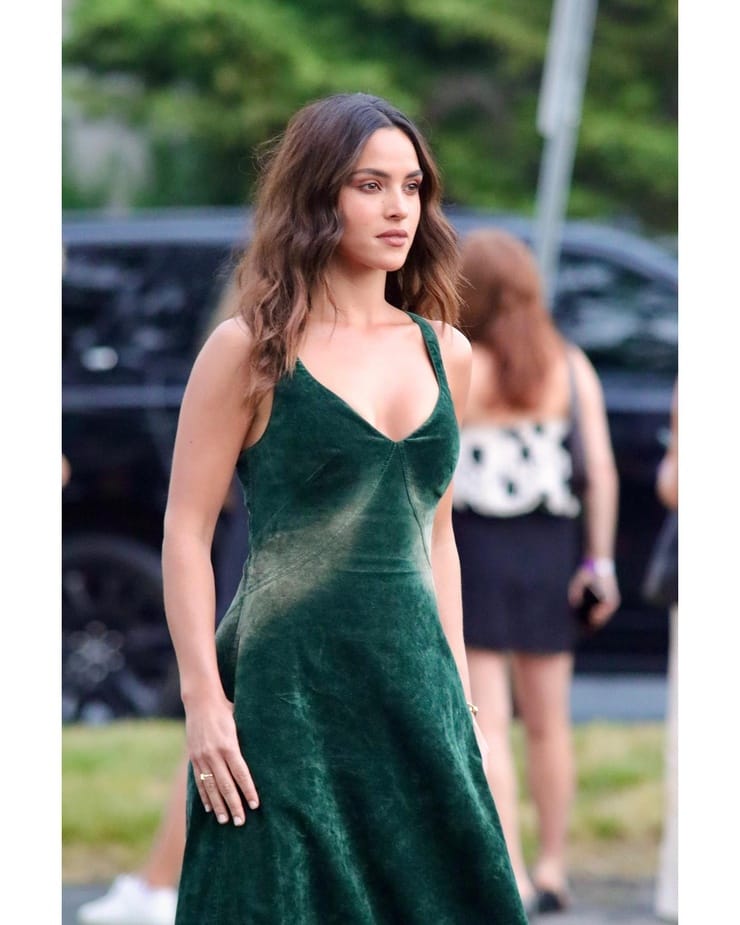 Adria Arjona