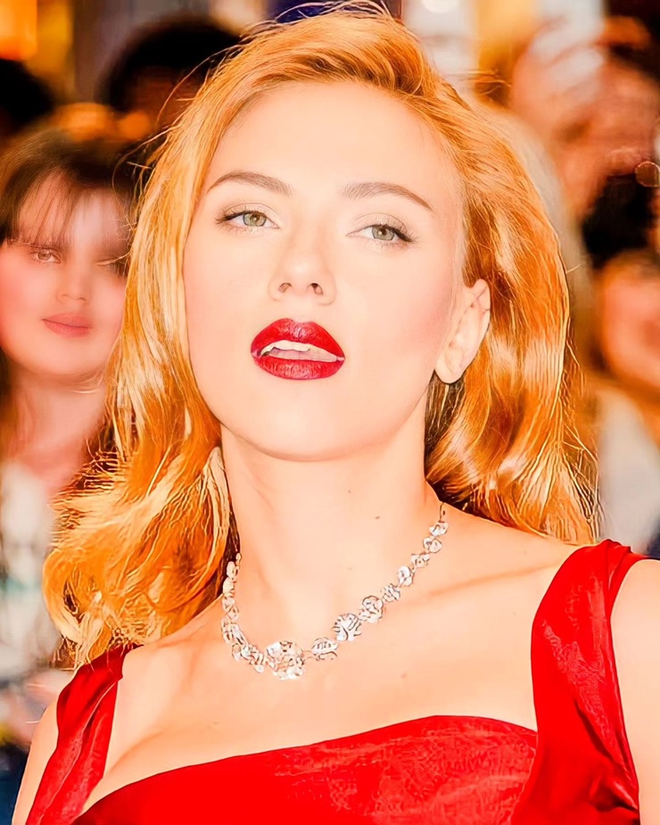 Scarlett Johansson