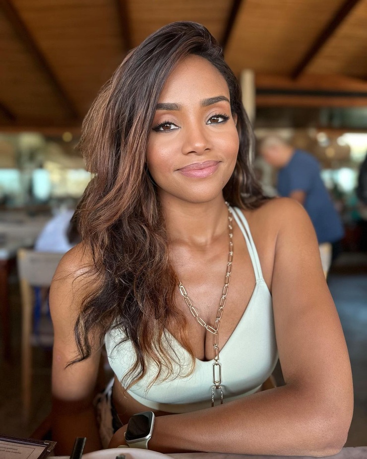 Meagan Tandy picture
