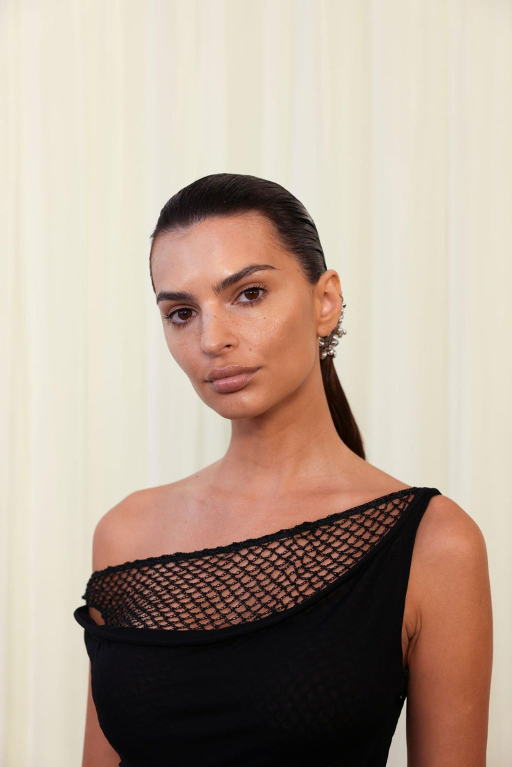 Emily Ratajkowski
