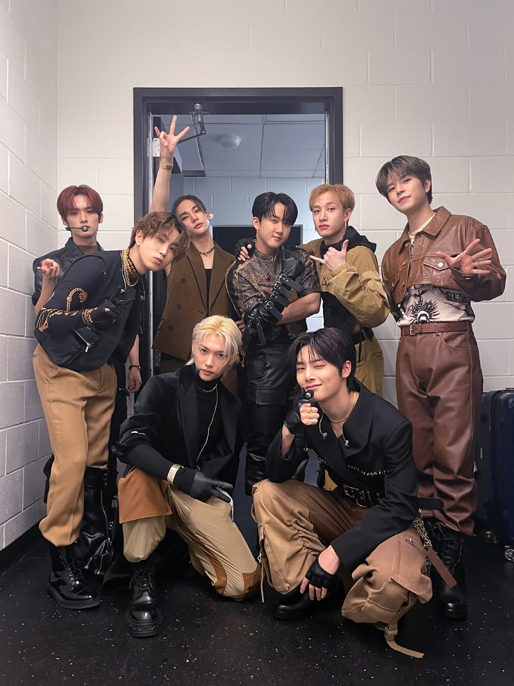 Stray Kids