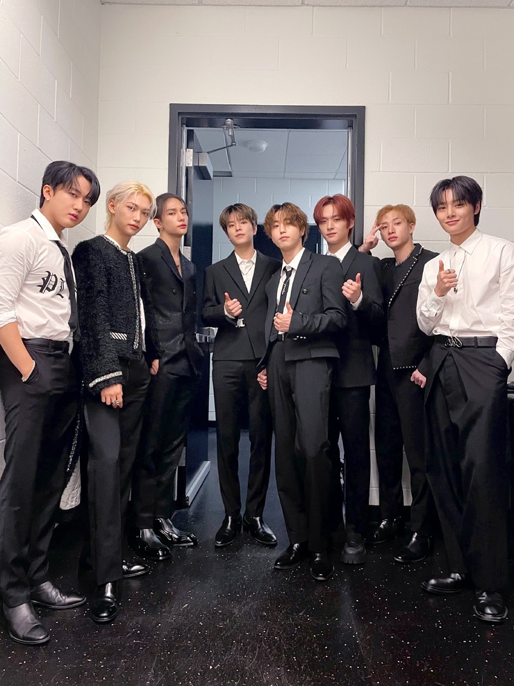 Stray Kids