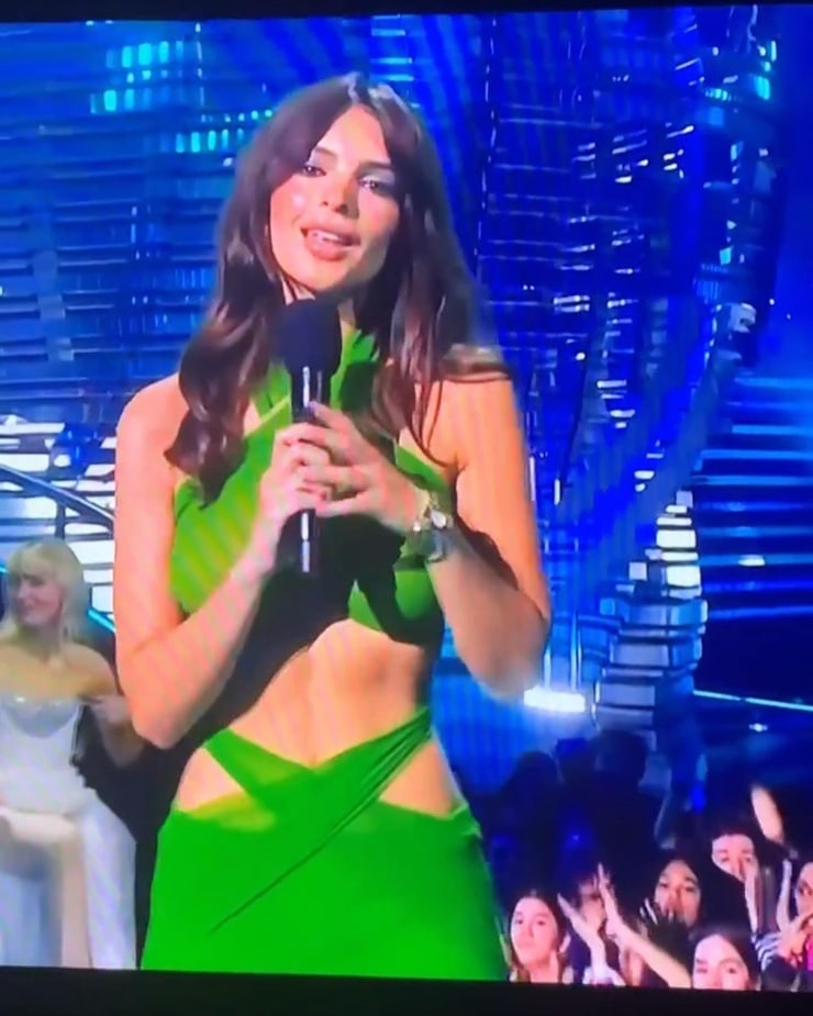 Emily Ratajkowski