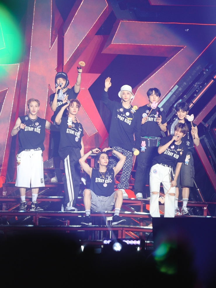 Stray Kids