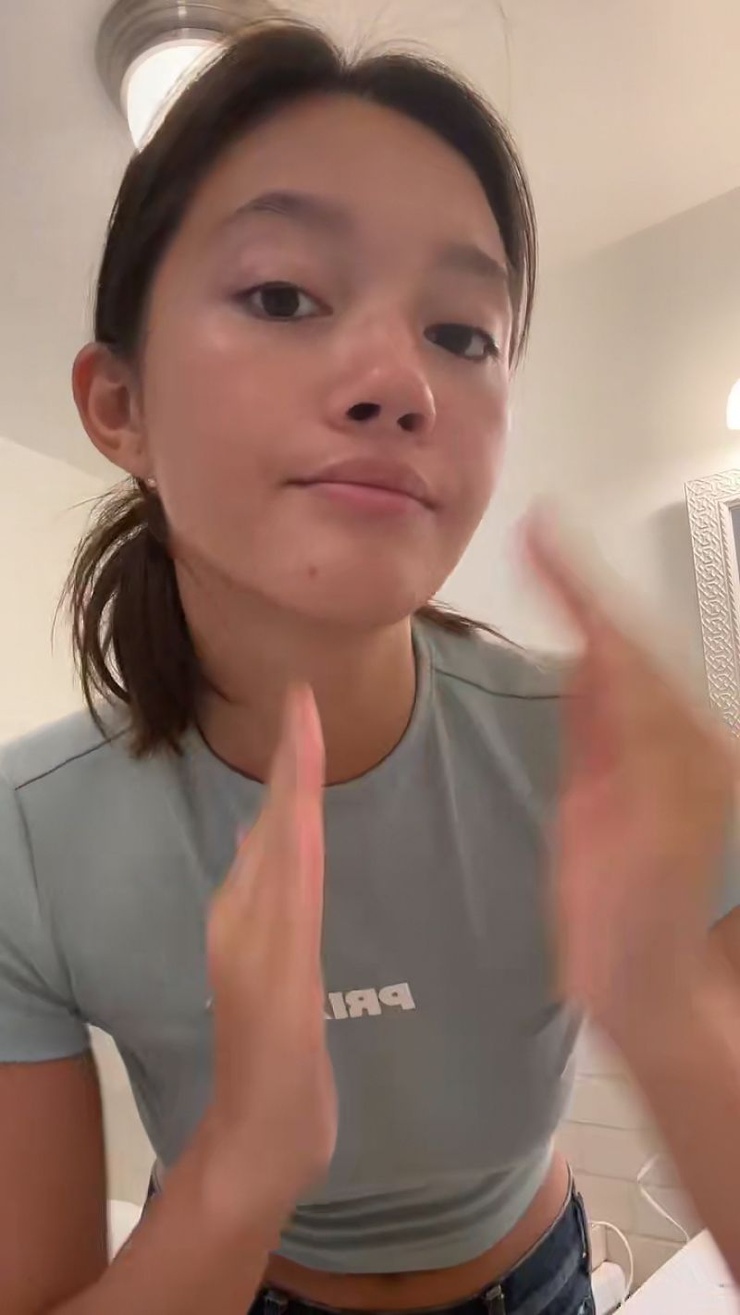 Lily Chee Lily Chee