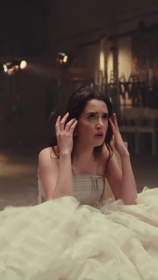 Laura Marano