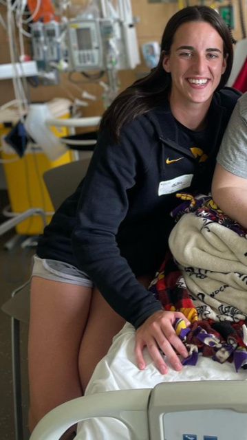 Caitlin Clark (ii)
