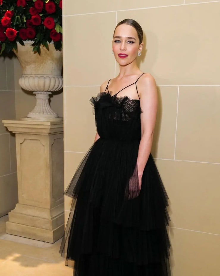 Emilia Clarke picture