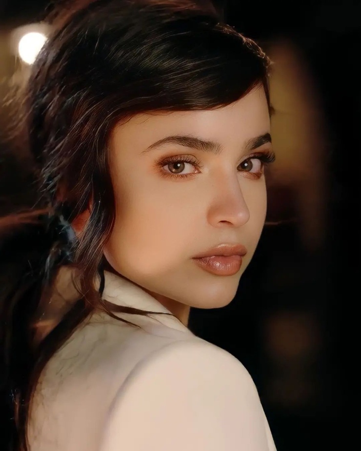 Sofia Carson
