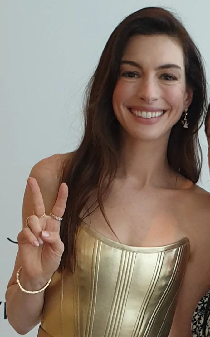 Anne Hathaway