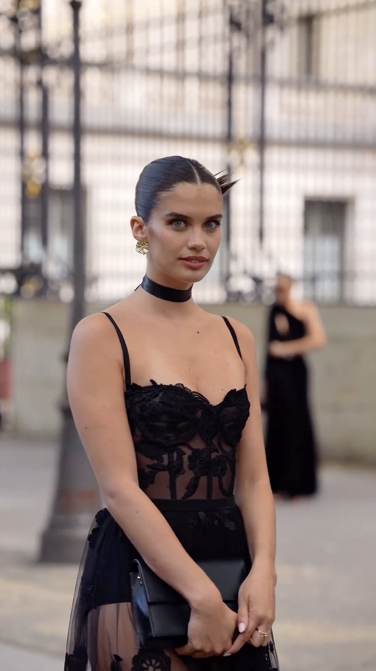 Sara Sampaio Sara Sampaio