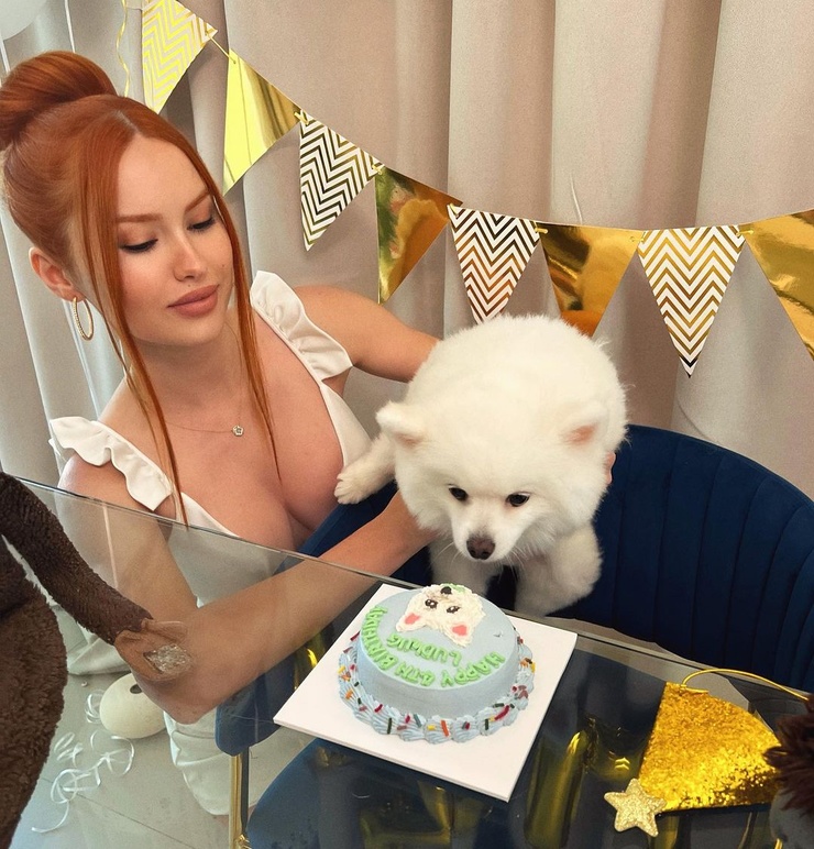 Viktoria Fox