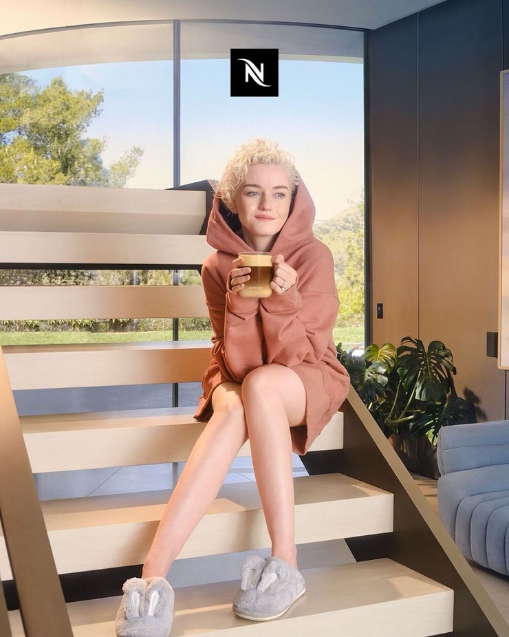 Julia Garner