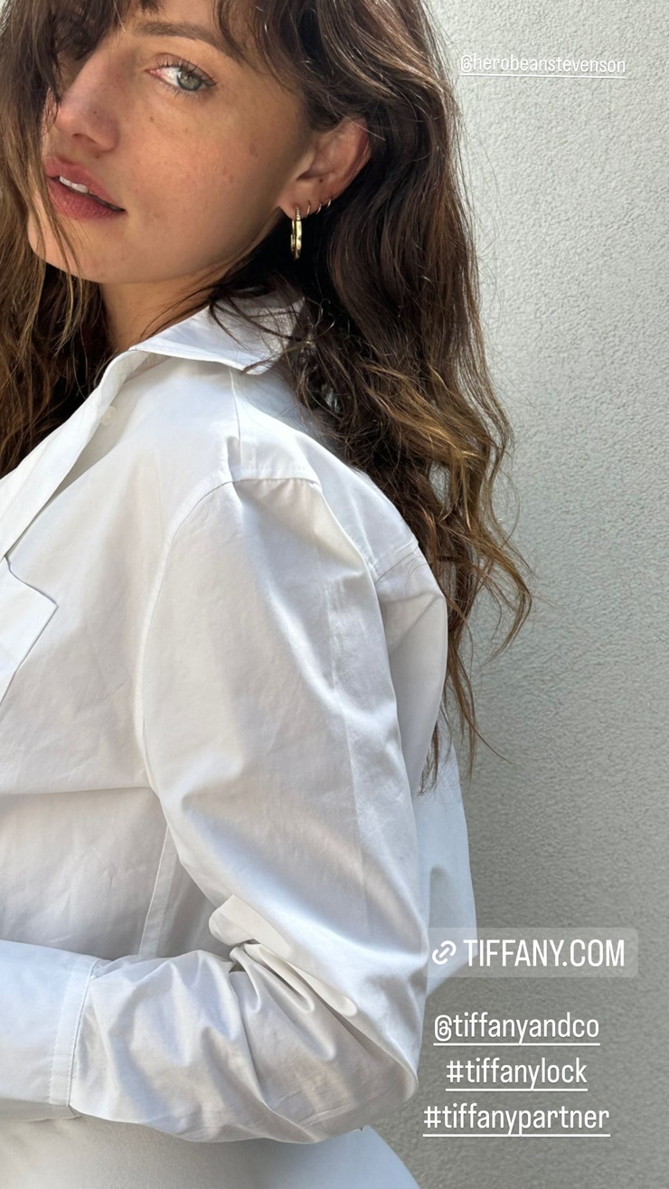 Phoebe Tonkin