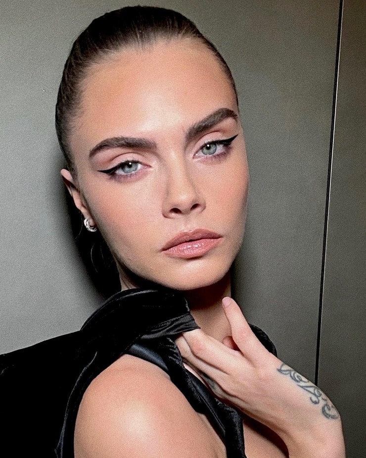 Cara Delevingne picture