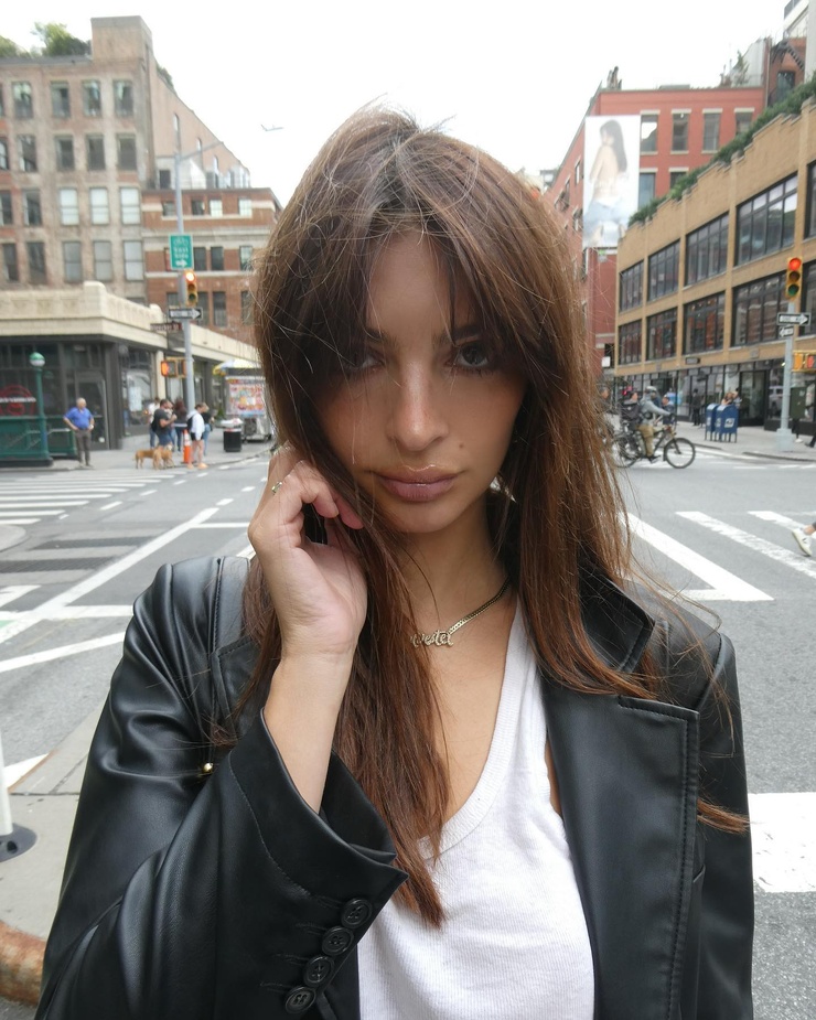 Emily Ratajkowski