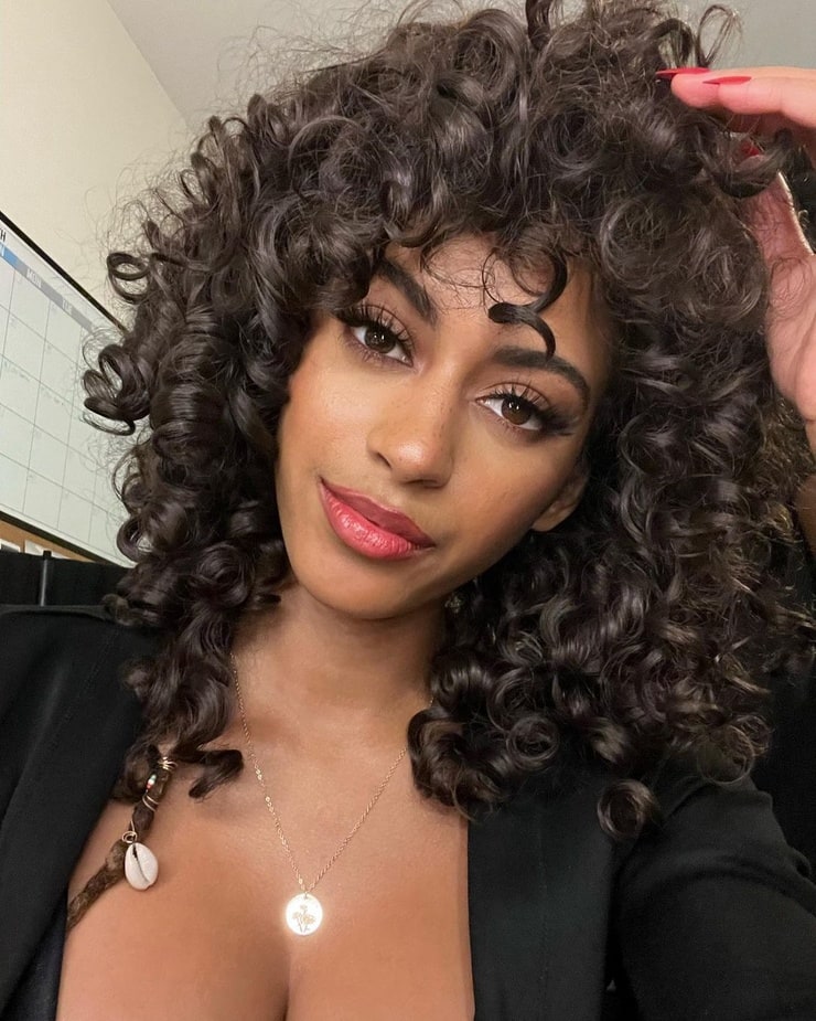 Briana Smith Briana Smith