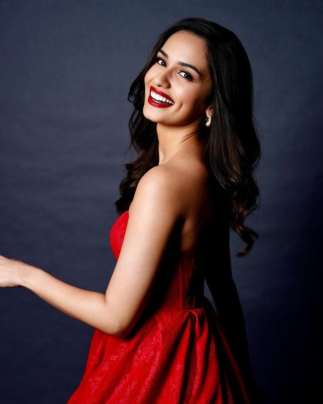 Manushi Chhillar