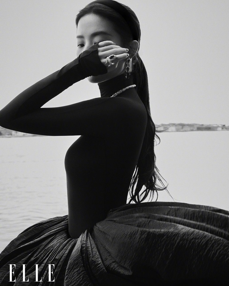 Yifei Liu