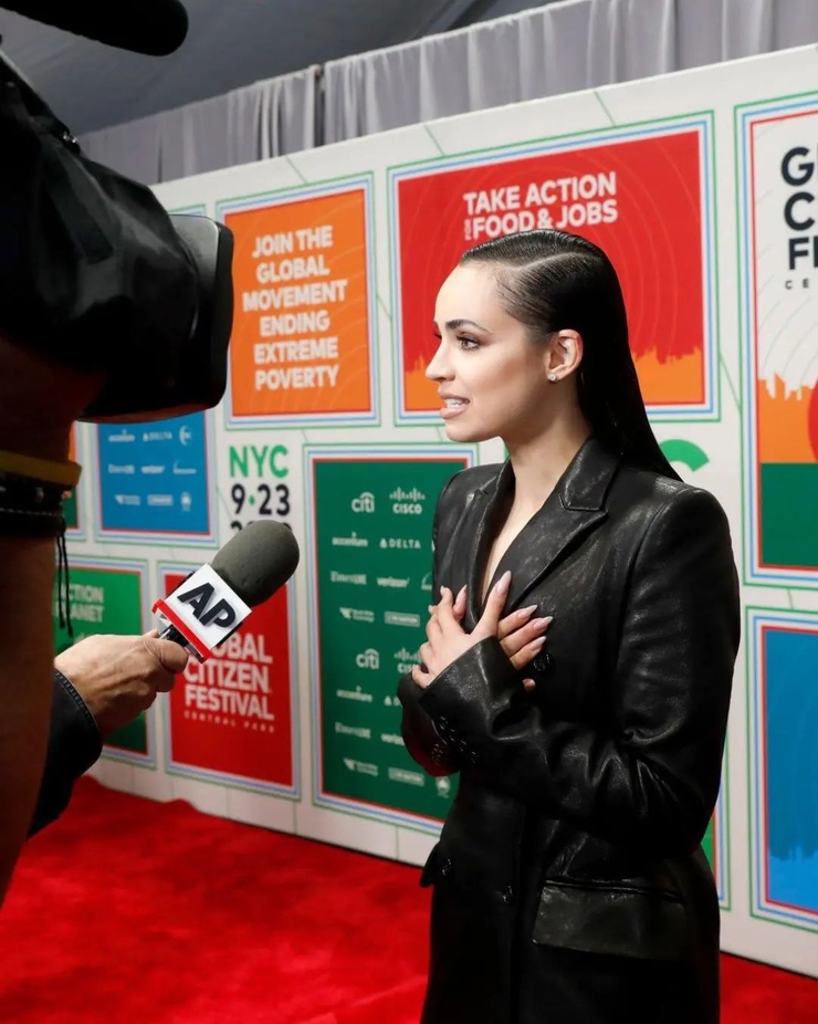 Sofia Carson