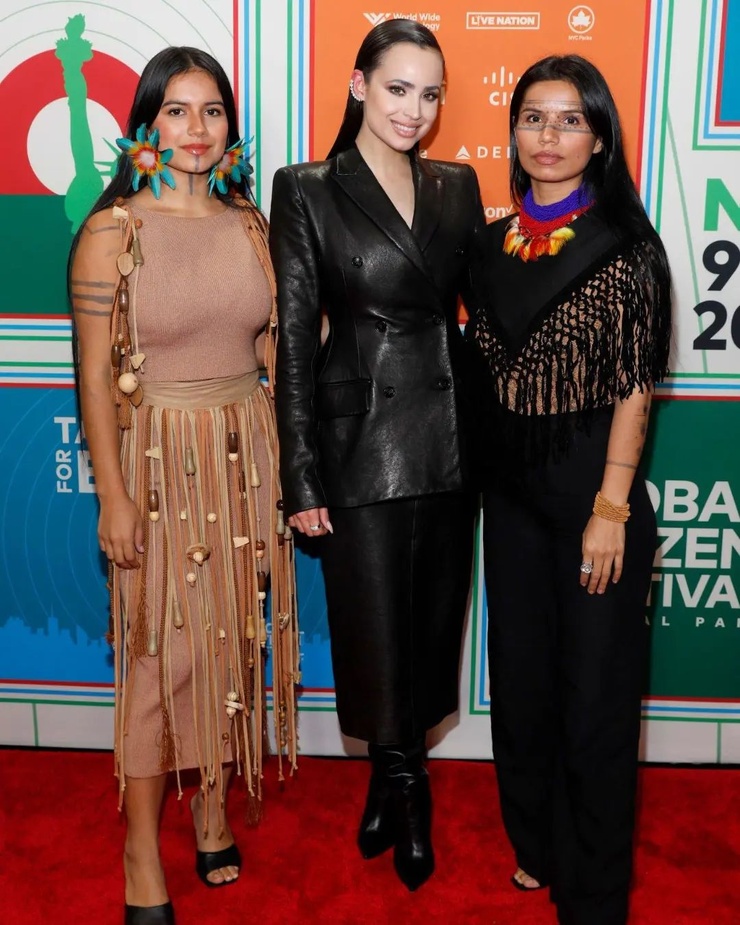 Sofia Carson
