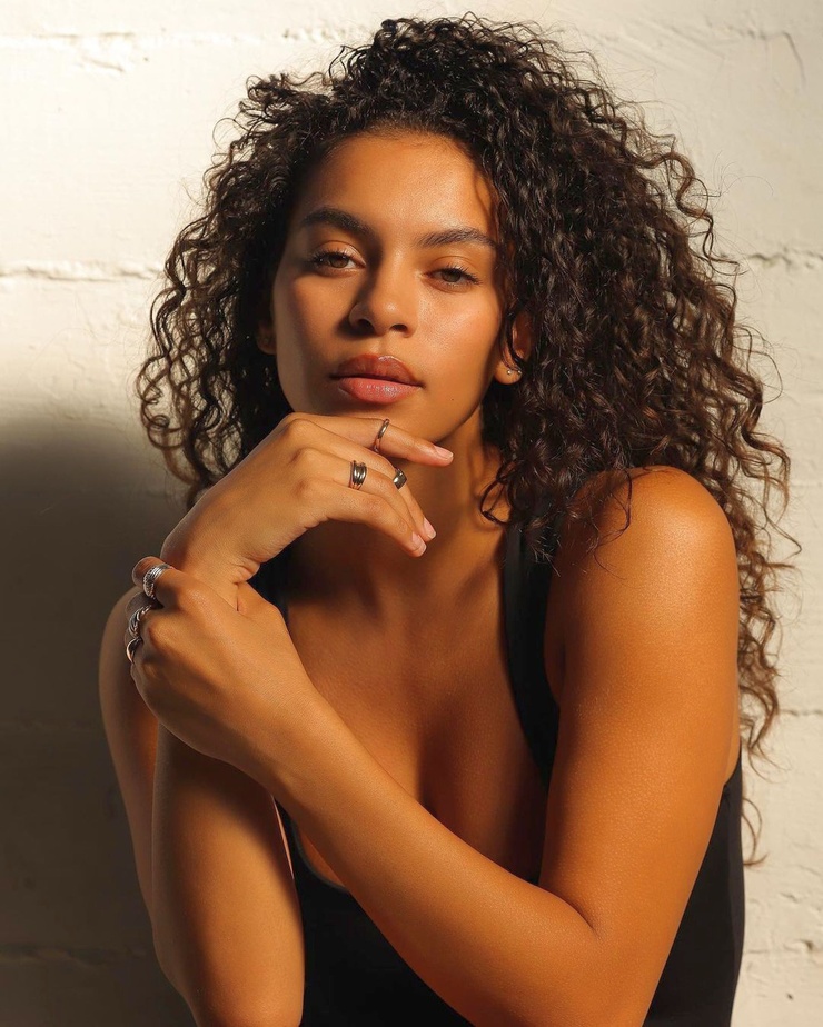 Arianna Barron Arianna Barron