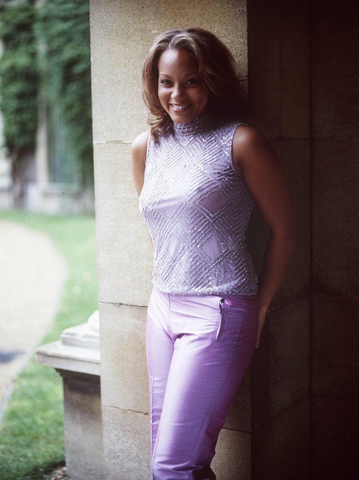 Angela Griffin